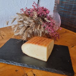 Cuarto de queso SEMI-CURADO Sa Roqueta